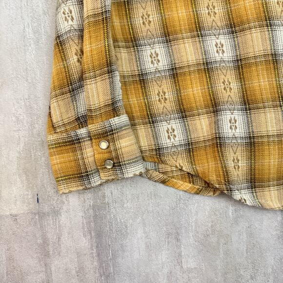 As Real As Wrangler Shirt Women’s Medium Pearl Snap Yellow Gold Cowgirl Western - Picture 7 of 13